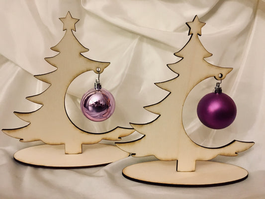 Tannenbaum als Aufsteller mit oder ohne Kugel - TE Designz / Timos holzWerkstatt