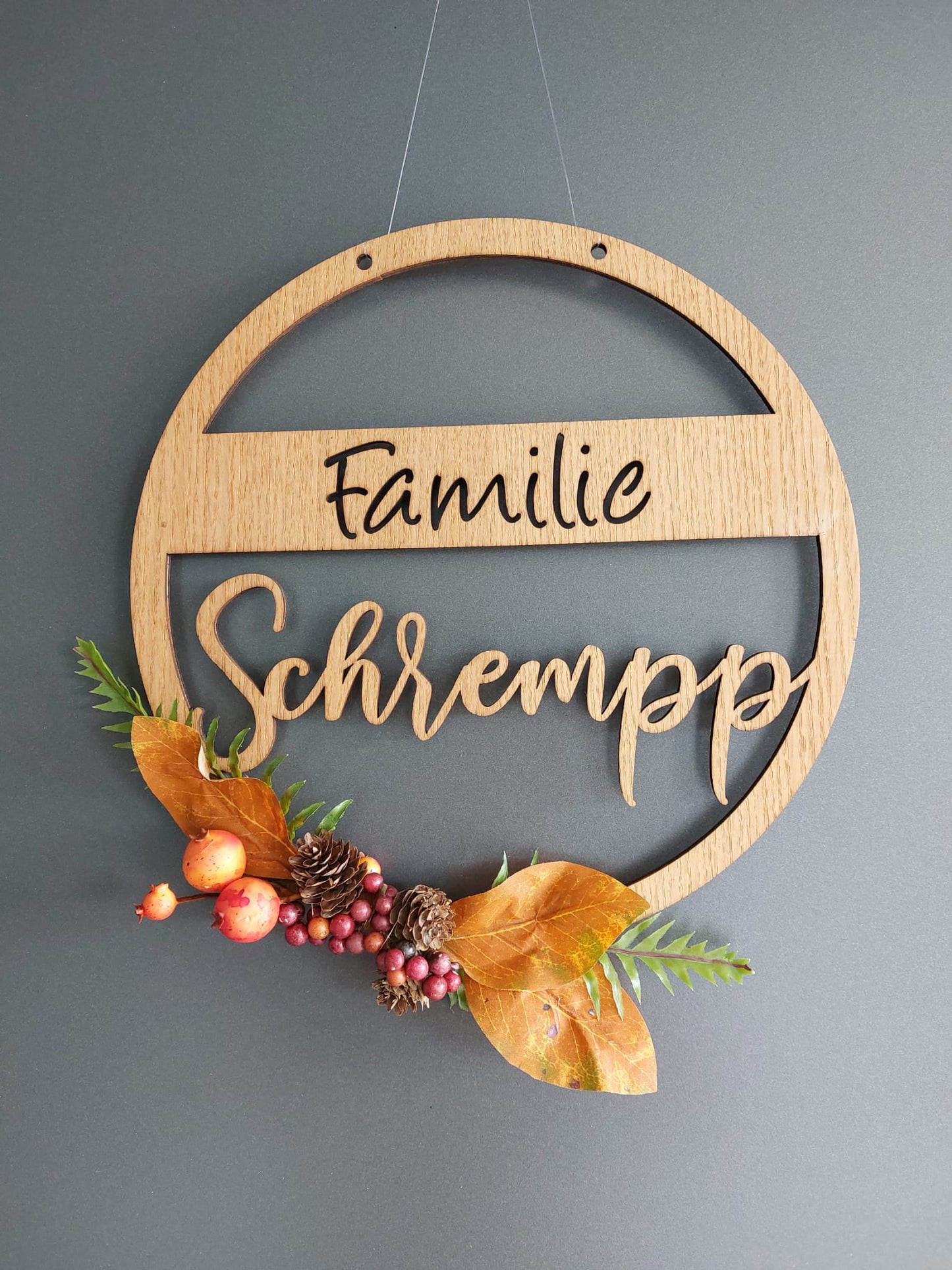 Loop mit Familiennamen - TE Designz / Timos holzWerkstatt