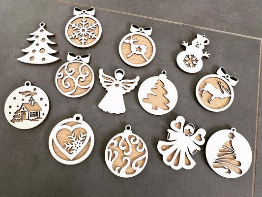 Weihnachtskugeln Motiv aus edlem Eichenfurnier - TE Designz / Timos holzWerkstatt